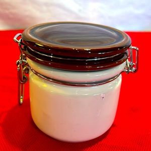 Pier 1 Japan flip jar. Brown and cream colored.